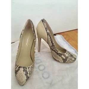 NEW BCBGeneration Heel